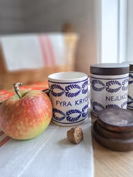 Vintage burkar med trälock Fyra kryddor, Nejlikor, Kanel, 3 styck