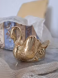 Vintage svan i mässing