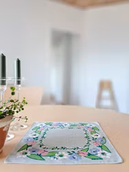 Duk av textilformgivaren May Bühler