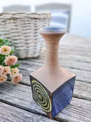 Vas av Birgit Borik, Staurbyskov Potteri