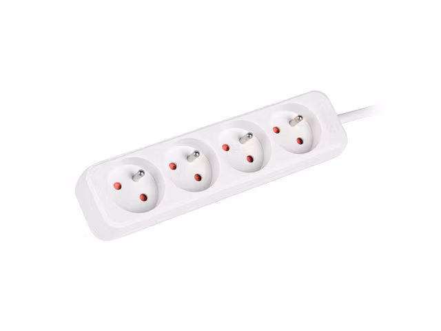 GRENUTTAG LANBERG 1,5M 4X FRANSKA UTTAG KOPPAR KABEL AV HÖG KVALITET VIT