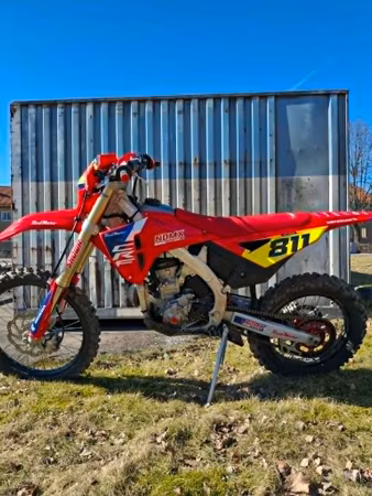Honda CRF250R with 300 kit 2026 - 55 hours (CONSIGNMENT)