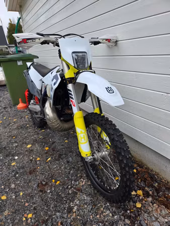Husqvarna TE300 2020 - 92 hours