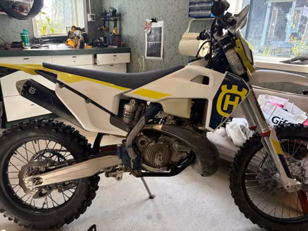 Husqvarna TE300 2023 - 166 hours