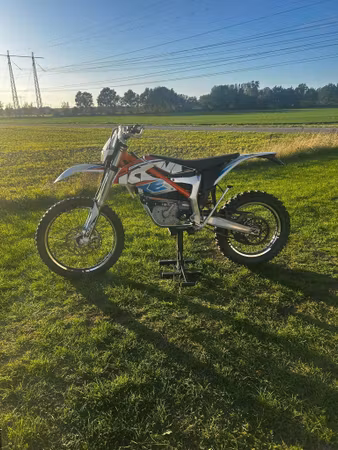 Ktm Freeride-E 2015 - 151 hours (CONSIGNMENT)