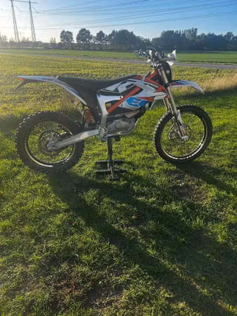 Ktm Freeride-E 2015 - 151 hours (CONSIGNMENT)