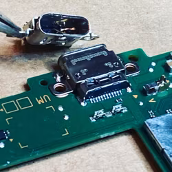 Nintendo Switch lite USB-C port reparation