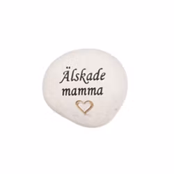 Natursten med texten "Älskade mamma"