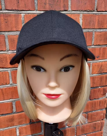 Keps med hår Blond Rakt