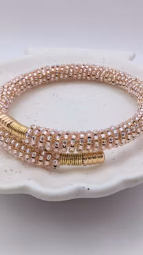 Elegant Armbånd – Handmade Rose