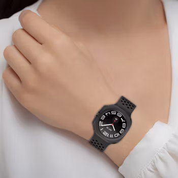 SAMSUNG GALAXY WATCH ULTRA (47 MM) SILIKONBAND MED HÅL OCH MAGNETISKT SPÄNNE