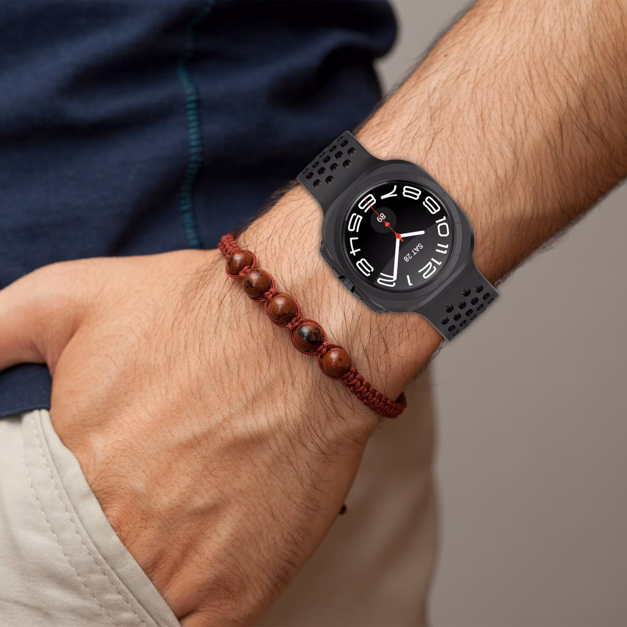 SAMSUNG GALAXY WATCH ULTRA (47 MM) SILIKONBAND MED HÅL OCH MAGNETISKT SPÄNNE