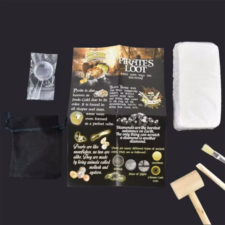 Dig it out & discover pirate treasure