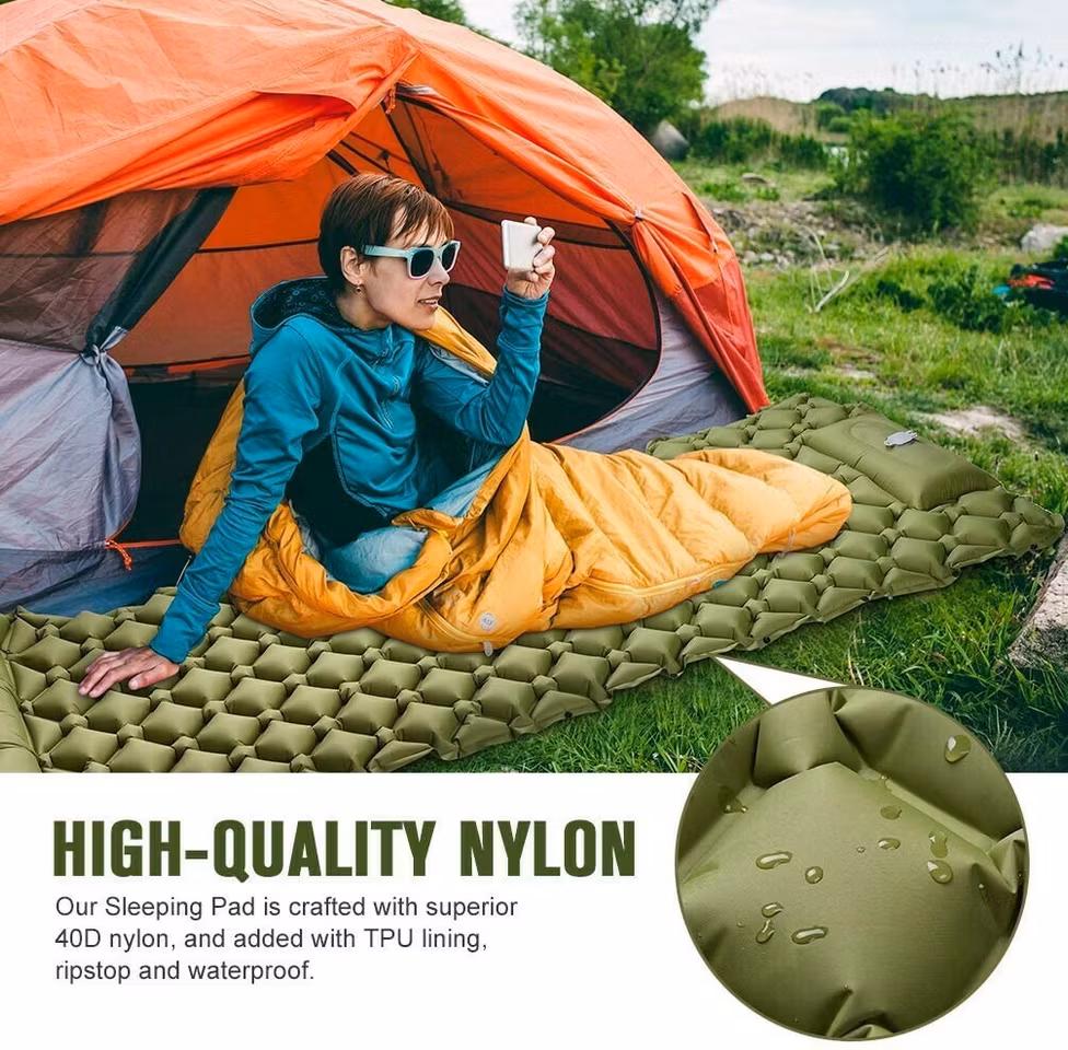 Uppblåsbart liggunderlag med pump