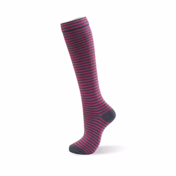 Kompressionsstrumpor Purple with black stripes Nr 145