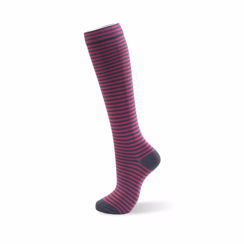 Stödstrumpor Purple with black stripes Nr 145