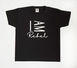 I AM Rebel (vuxen)