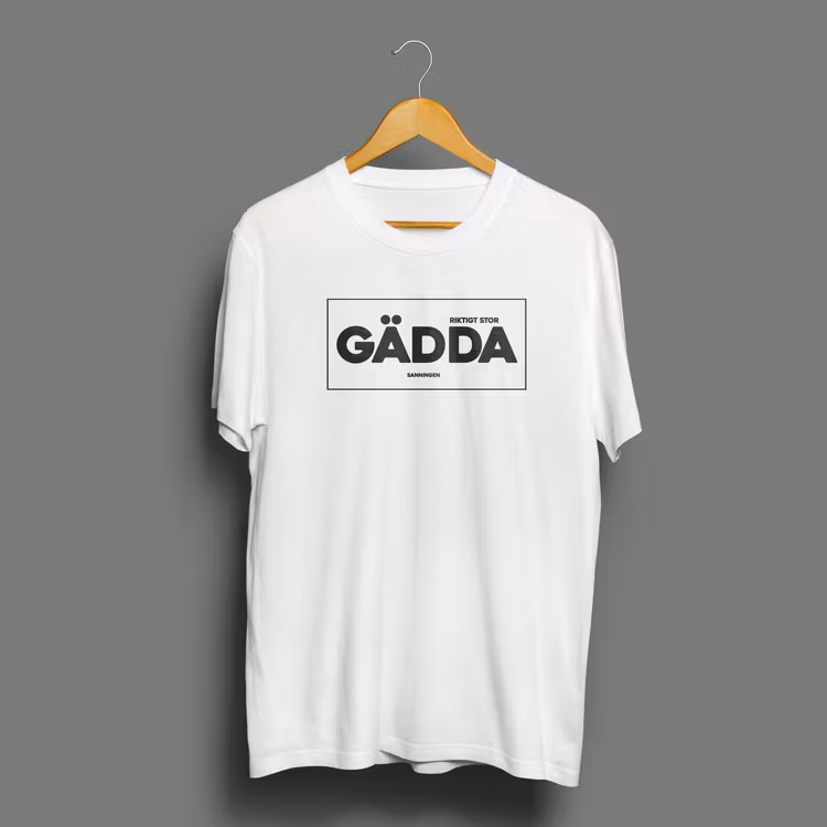 RIKTIGT STOR GÄDDA SANNINGEN (T-shirt)