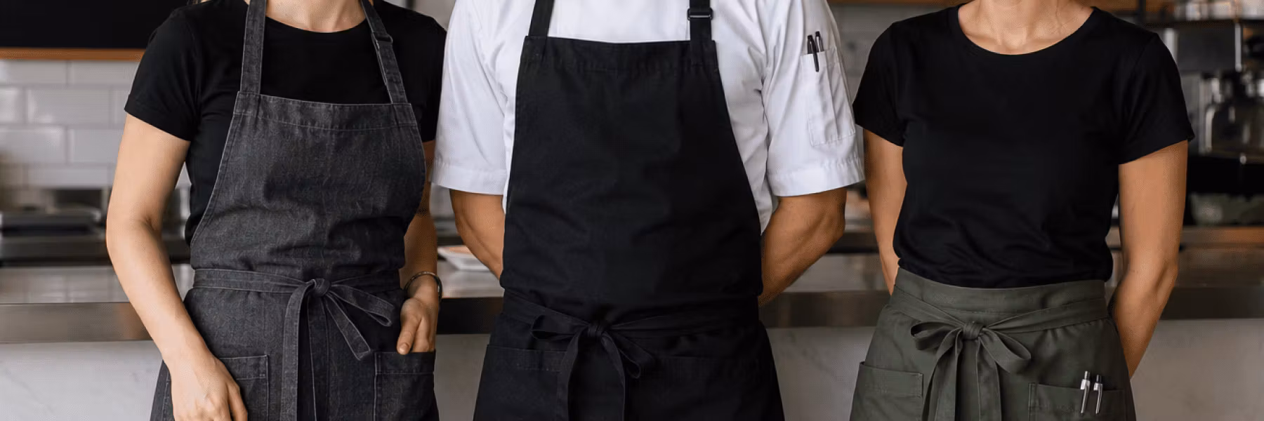 Vilket förkläde ska du välja? – Guide till förkläden för restaurang och kök