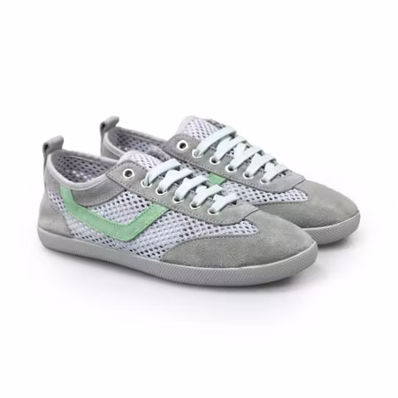 Gråa sneakers i mesh med läderdetaljer för dam | Calzame