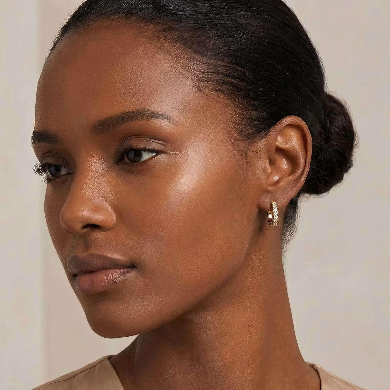 Örhänge - PVD-pläterad Creol med CZ