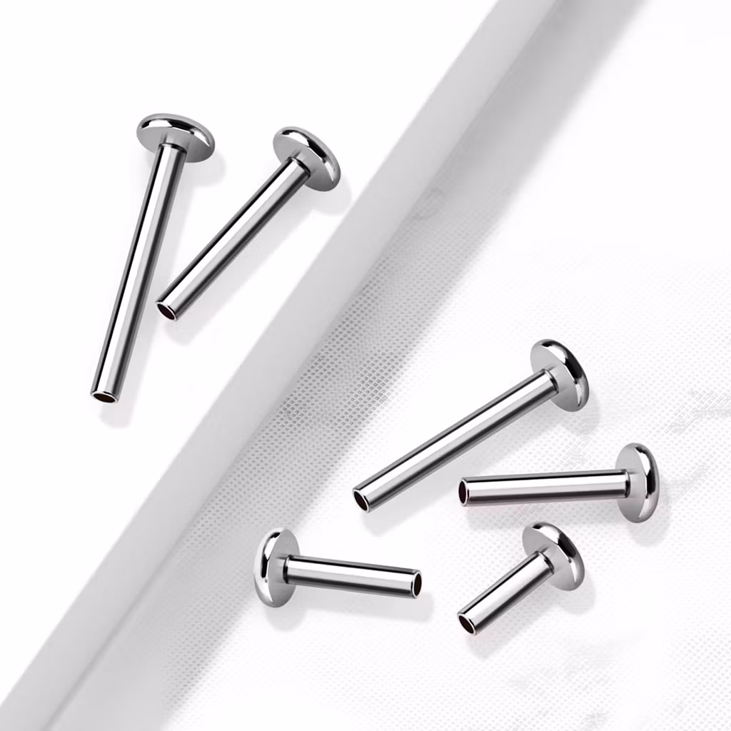 Invändigt gängad labretstav med 3mm platta (lös del)