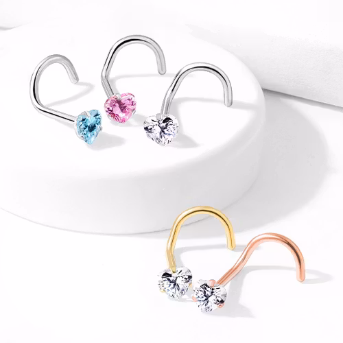 Nässmycke "Nose screw" 0.8mm med prong-set hjärtformad CZ