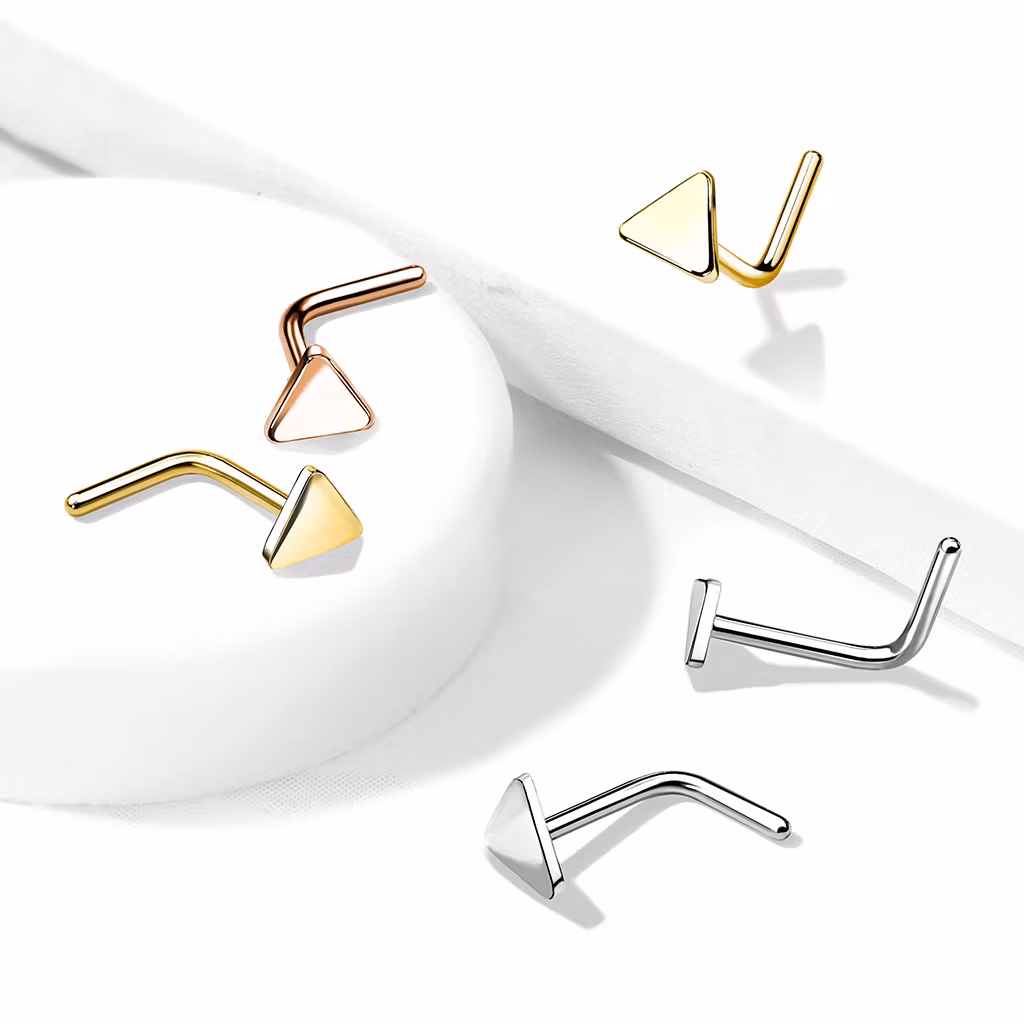 L-böjd nässmycke 0.8mm med triangelformad topp