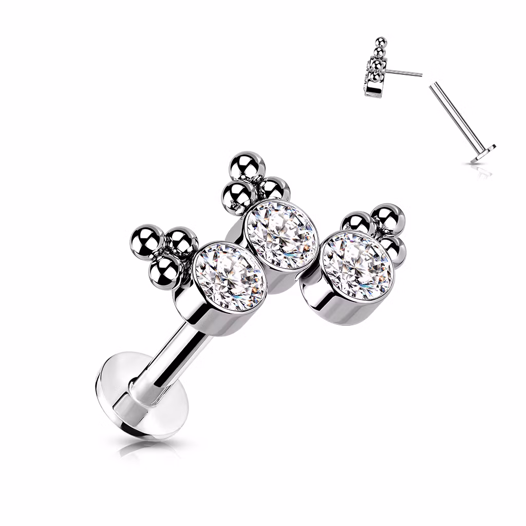 Threadless labret i titanium 1.2mm - Topp med 3st CZ och kluster
