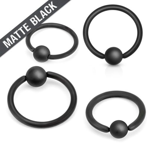 Mattsvart BCR ring med kulstängning