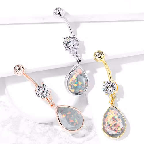 Navelsmycke med regnbågsglittrig opal