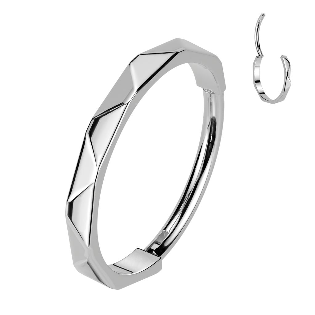 Segmentring i titanium 0.8mm med gångjärn och fasettslipad ytterkant