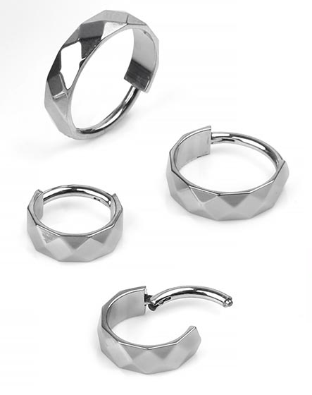 Titanium ring med gångjärn 1.2mm med diamantslipad bred kant