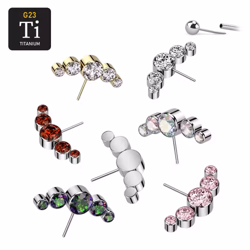 Threadless topp i titanium - Frontat böjt kluster med 5 CZ