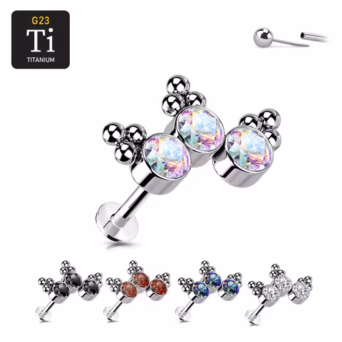 Threadless labret i titanium 1.2mm - Topp med 3st CZ och kluster
