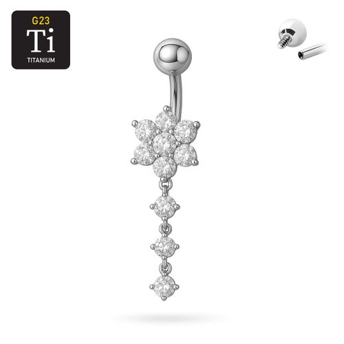 Titanium navelsmycke med blomma och 3 runda cubic zirconia i hänge