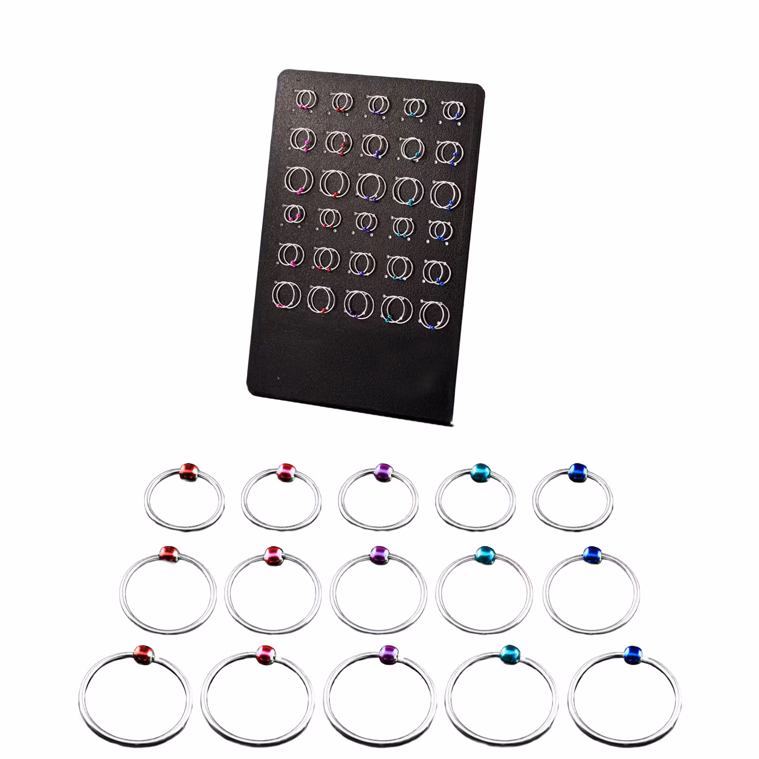 Display med 60st sömlösa ringar i 925-silver