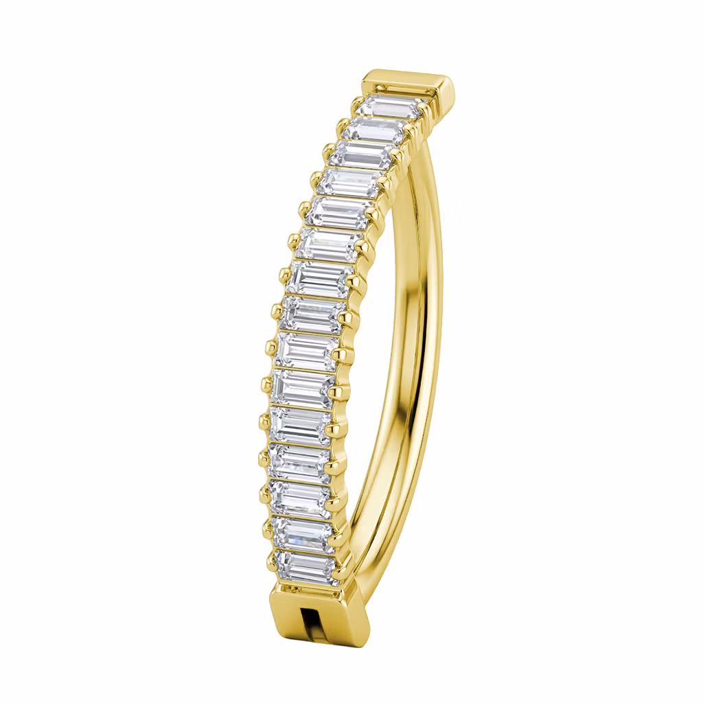 Titanium navelsmycke med rad av baguetteslipade cubic zirconia - unik design