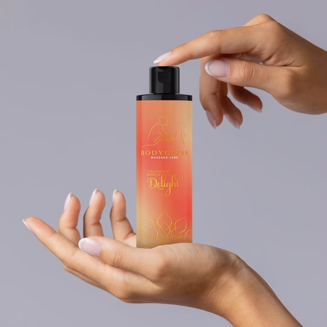 BodyGliss – Massage Oil & Lubricant in 1 Strawberry & Champagne (150 ml)