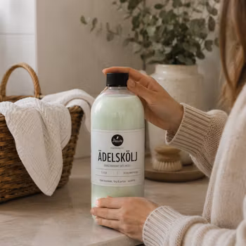 Flytande sköljmedel Ädelskölj "Äpple" 1L (65 tvättar)