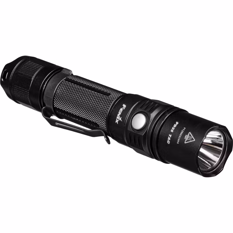 FENIX PD35 TAC - Taktisk polisficklampa med 1000 lumens