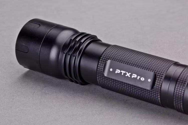 PTX PRO 3xAAA, 230 Lumen Polisficklampa