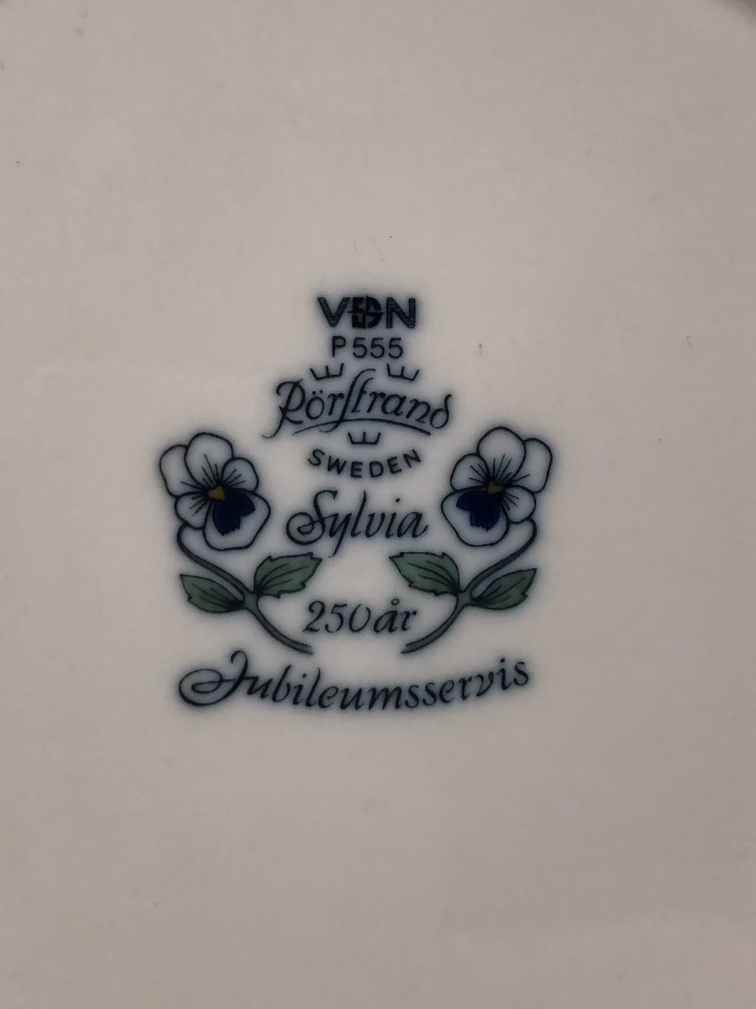 SYLVIA LEUCHOVIUS Assiett "Sylvia" Rörstrand 1976-1982