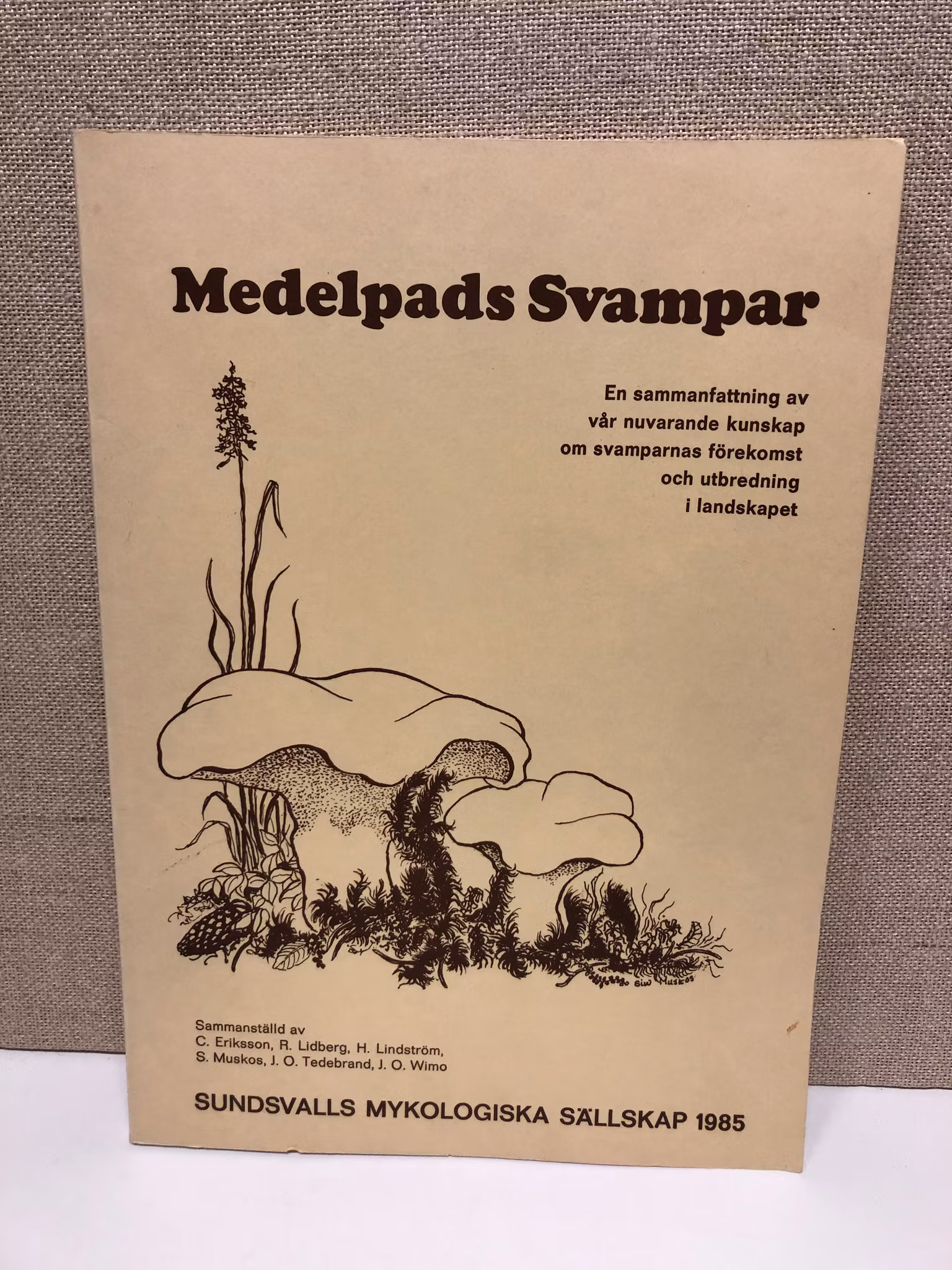 BOK, Medelpads svampar, Sundsvalls mykologiska sällskap 1985.