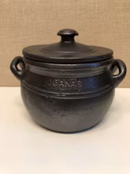 KRUKA MED LOCK, keramik, Höganäs, 1 liter.