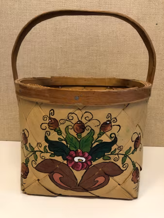 CHIP BASKET, painted, 20th century.