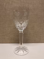 RÖDVINGLAS/ ÖLGLAS, kristall, "Haga" design Duka, Kosta Boda.