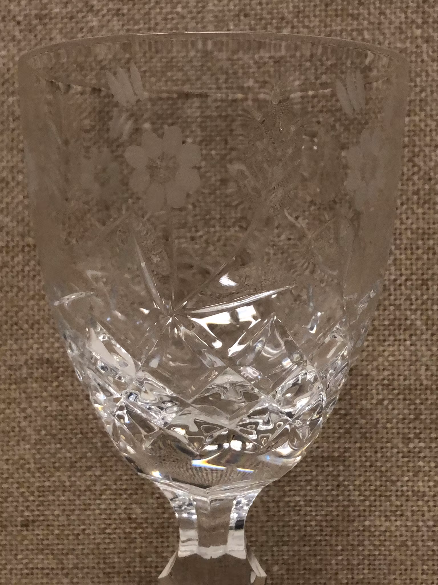 VITVINGLAS, kristall, "Haga" design Duka, Kosta Boda.