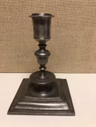 LJUSSTAKE, tenn, barockstil, 1900-tal.