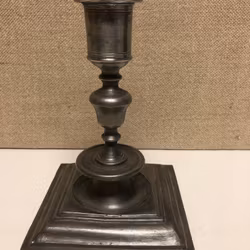 LJUSSTAKE, tenn, barockstil, 1900-tal.